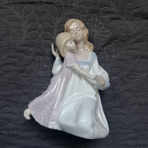 Paul Sebastian Mother Daughter 7” Figurine 1990 Vintage Porcelain Collectible